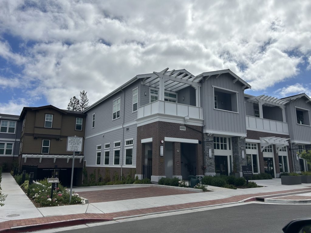 Hartz Ave Condos