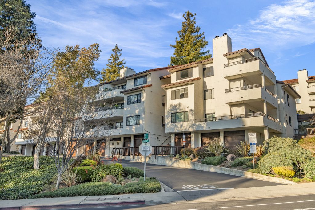 22135 Sevilla Rd Hayward