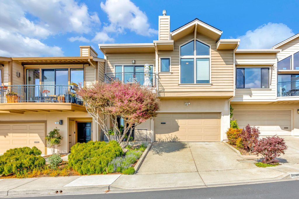 Hiller Highlands Townhomes for Sale